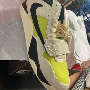 Travis Scott Jumpman Jack size 14